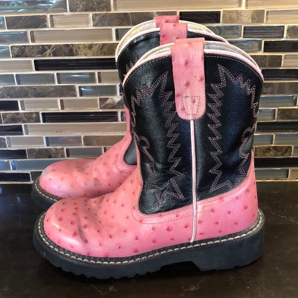 Hana Old West pink leather kids textured boots